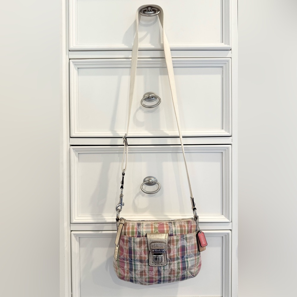 🩷💙 SOLD - Coach Poppy Madras Plaid Y2K Signature C Sequined Swingpack